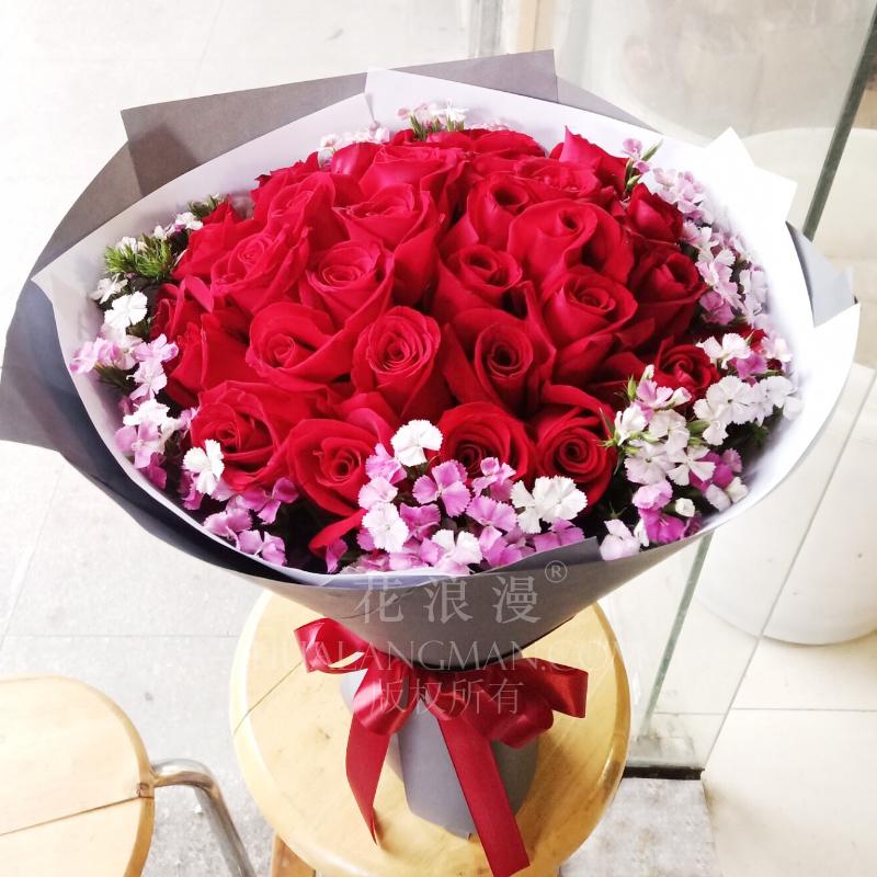 各种玫瑰花的含义 适合情人节的10种玫瑰颜色及含义