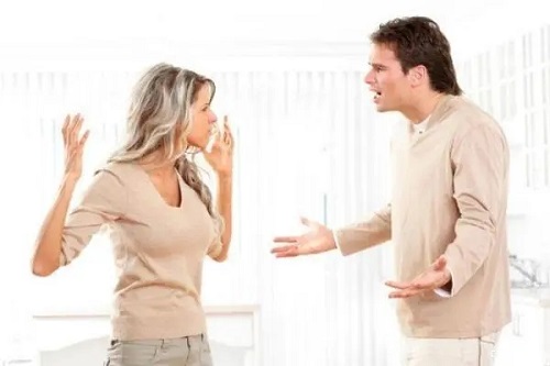 挽回妻子的常见错误行为是什么 挽回妻子的四大误区是什么