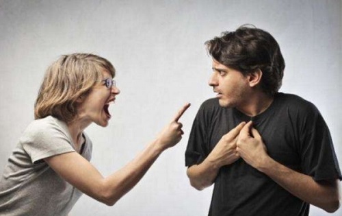 夫妻间哪些话最伤人 夫妻争吵时需要注意什么